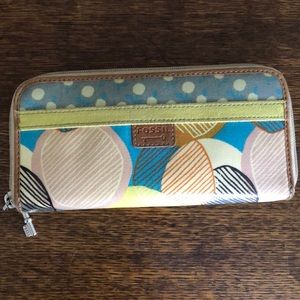 Fossil wallet